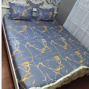 خرید اینترنتی روتختی دونفره زمینه طوسی رگ طلایی روکش تشک طوسی