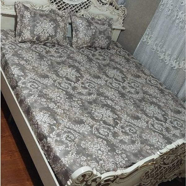 روتختی دونفره کرمی رنگ روتختی قهوه ای روکش تشک دونفره زمینه کرم قهوه ای