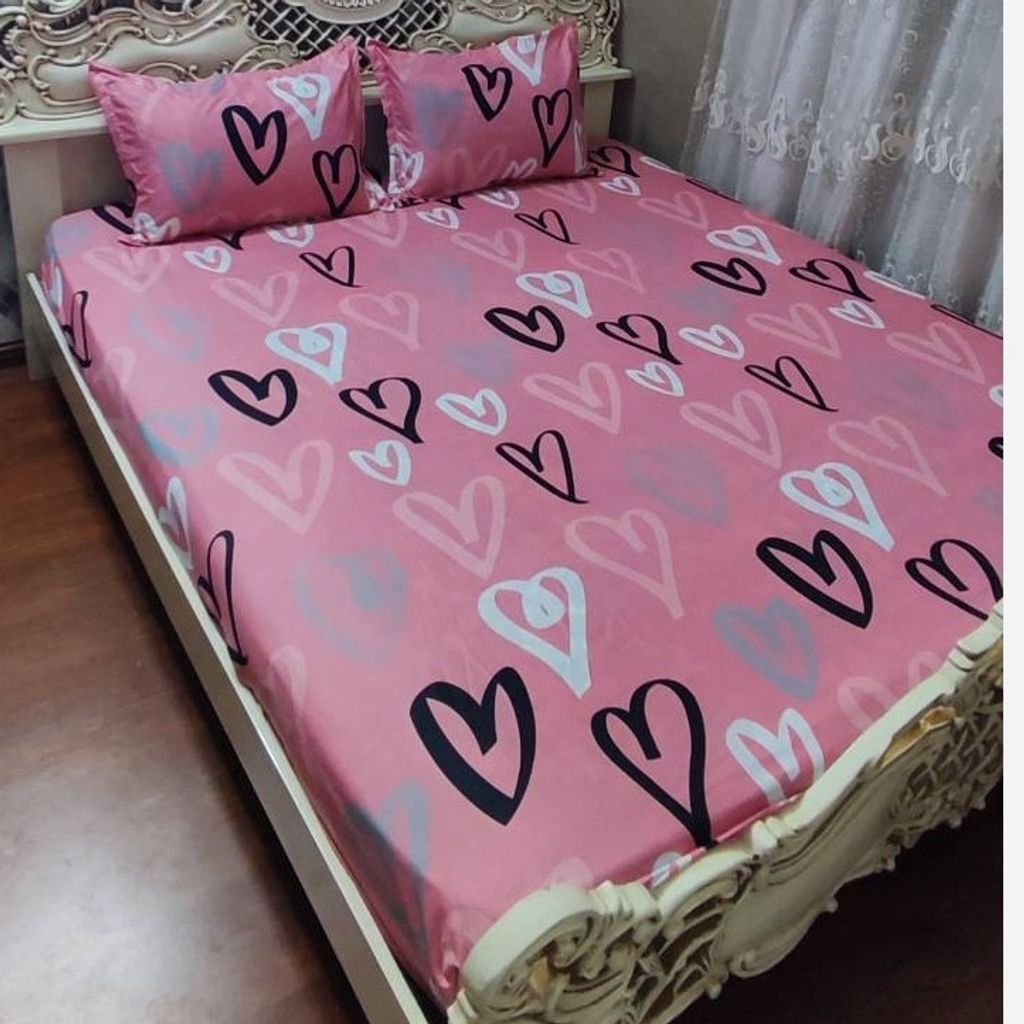 خرید اینترنتی روتختی دونفره صورتی کشدار تخت دونفره نیم ست روتختی صورتی قبلی