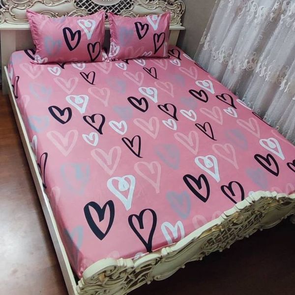 روتختی دونفره صورتی کشدار تخت دونفره نیم ست روتختی صورتی قبلی