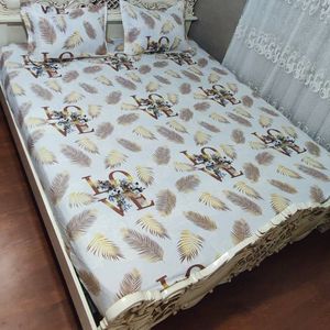 قیمت روتختی دور کش دونفره نفره کرم سفید روتختی دونفره نسکافه ای برگ