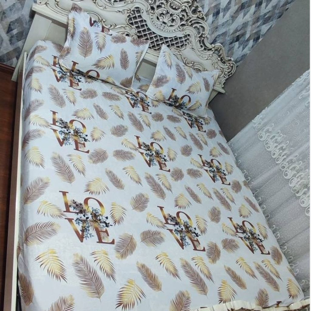 قیمت ارزان روتختی دور کش دونفره نفره کرم سفید روتختی دونفره نسکافه ای برگ