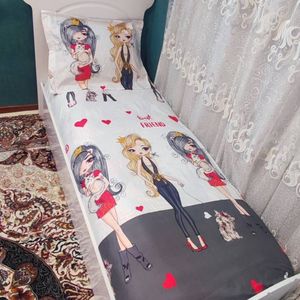 خرید انلاین روتختی کشدار دخترانه سفید زغال سنگی عروسک دار دِ بست 