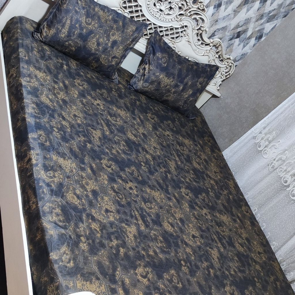 فروش اینترنتی نیم ست روتختی دونفره طرحدار زمینه تیره