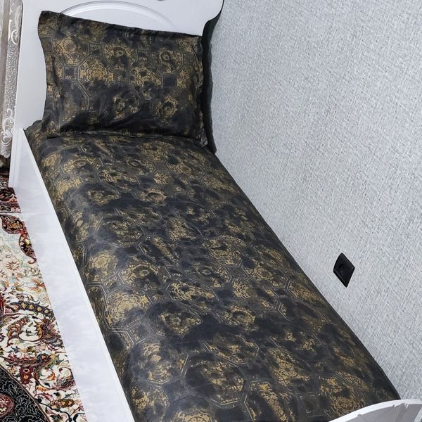 نیم ست رو تختی دورکش تخت تک نفره طرحدار زمینه تیره