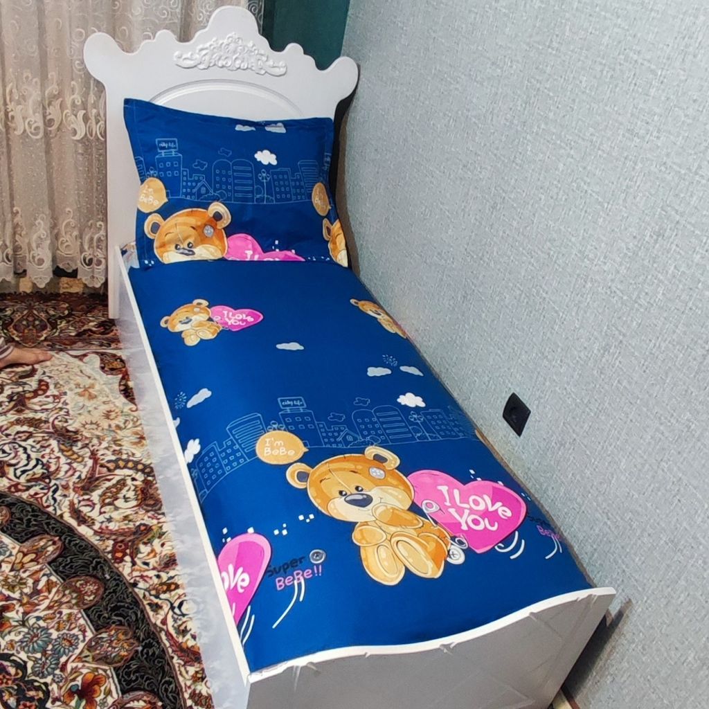 قیمت ارزان روتختی نیم ست ملافه کشدوزی و روبالشی عروسکی طرح خرس قلبی لاو