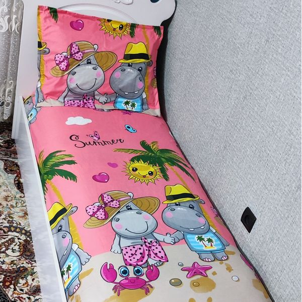 ملحفه تخت ملافه عروسکی فانتزی اسب ابی زمینه صورتی