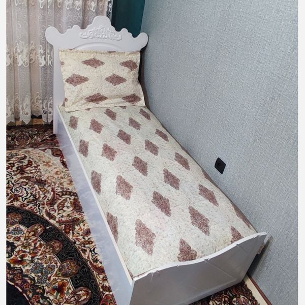 روتختی دوتکه تخت یکنفره طرح دار قهوه ای زمینه کرم