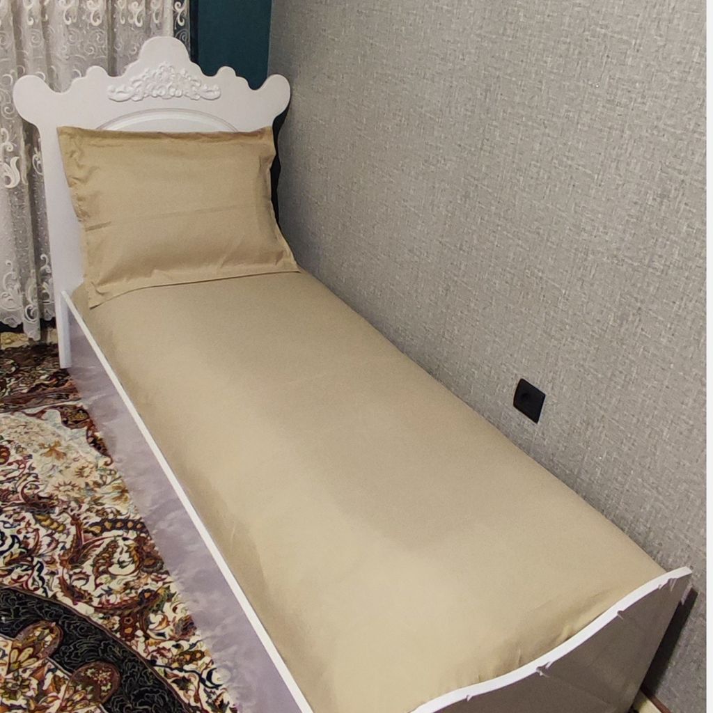 قیمت ارزان سرویس روتختی ساده  دوتکه تخت یکنفره رنگ کرم نخودی 