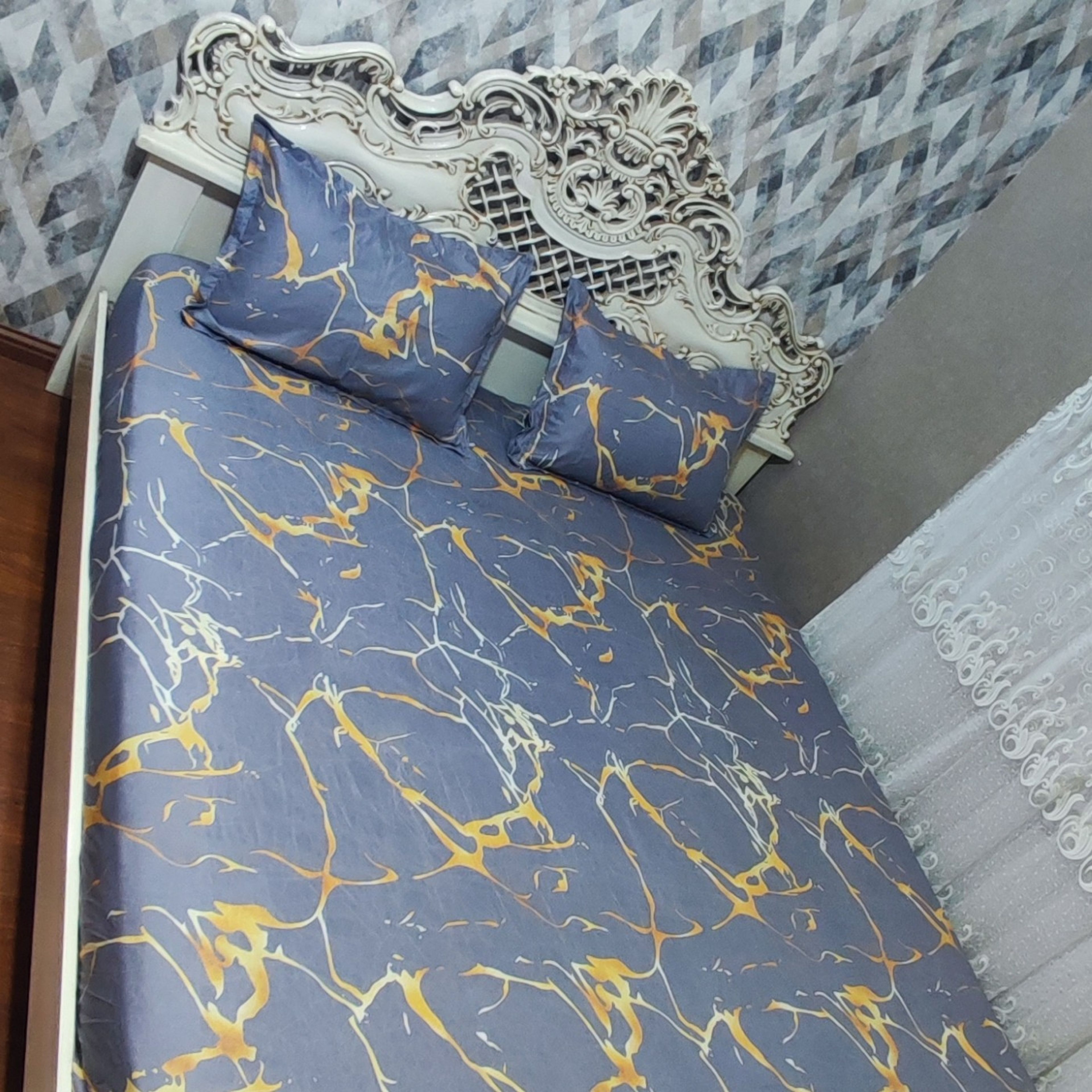 خرید اینترنتی روتختی دونفره دورتادور کشدوزی شده طرح ماربل طوسی 