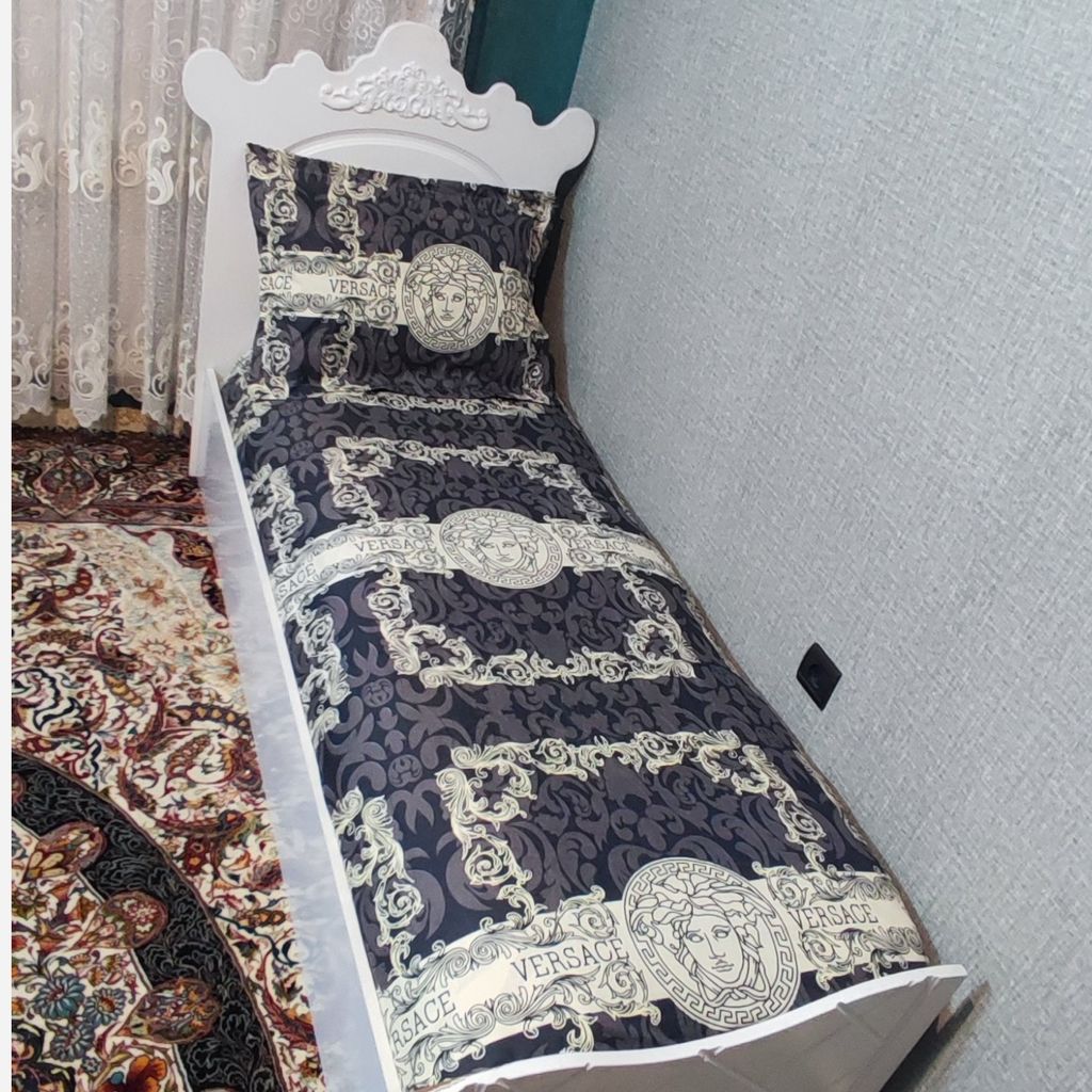 خرید آنلاین نیم ست دوتکه روتختی دورکش تخت یک نفره طرح ورساچه تیره