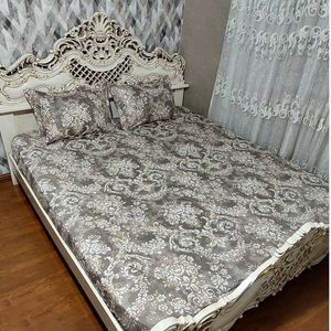 نیم ست روتختی 2نفره  گلدار زمینه نسکافه ای