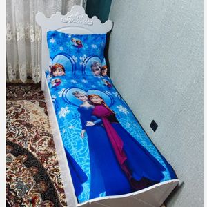 قیمت ارزان ملحفه کشدار عروسکی تخت یک نفره طرح السا و انا 