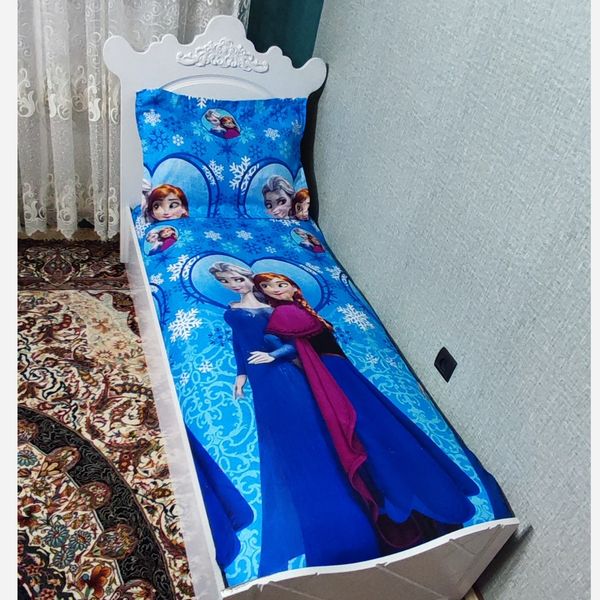 ملحفه کشدار عروسکی تخت یک نفره طرح السا و انا