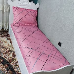 ملحفه تشک تخت تک نفره خط دار زمینه صورتی
