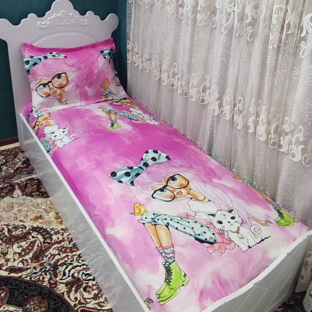 مشخصات ملحفه کشدوزی تخت تک نفره طرح دخترانه صورتی