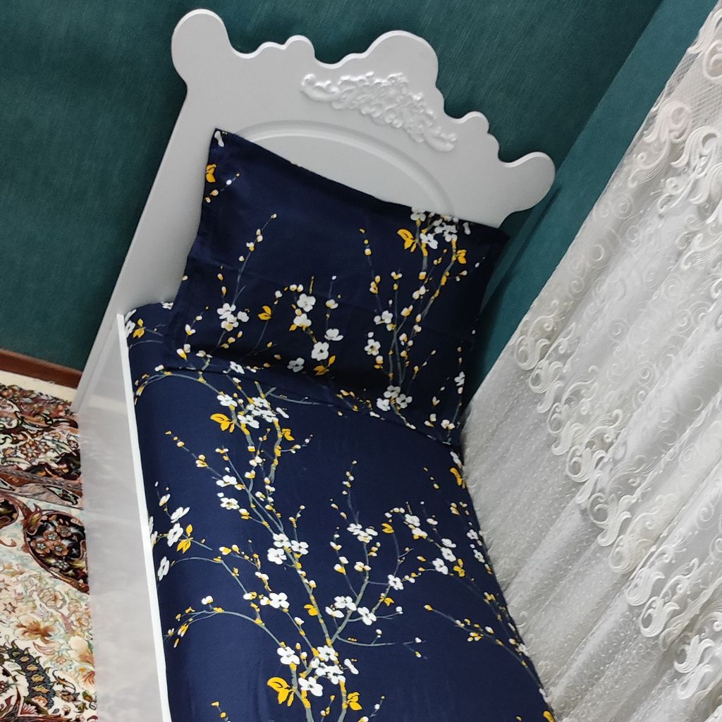 مشخصات ملحفه دورتادور کشدوزی شده تشک تخت تک نفره طرح شکوفه سورمه ای