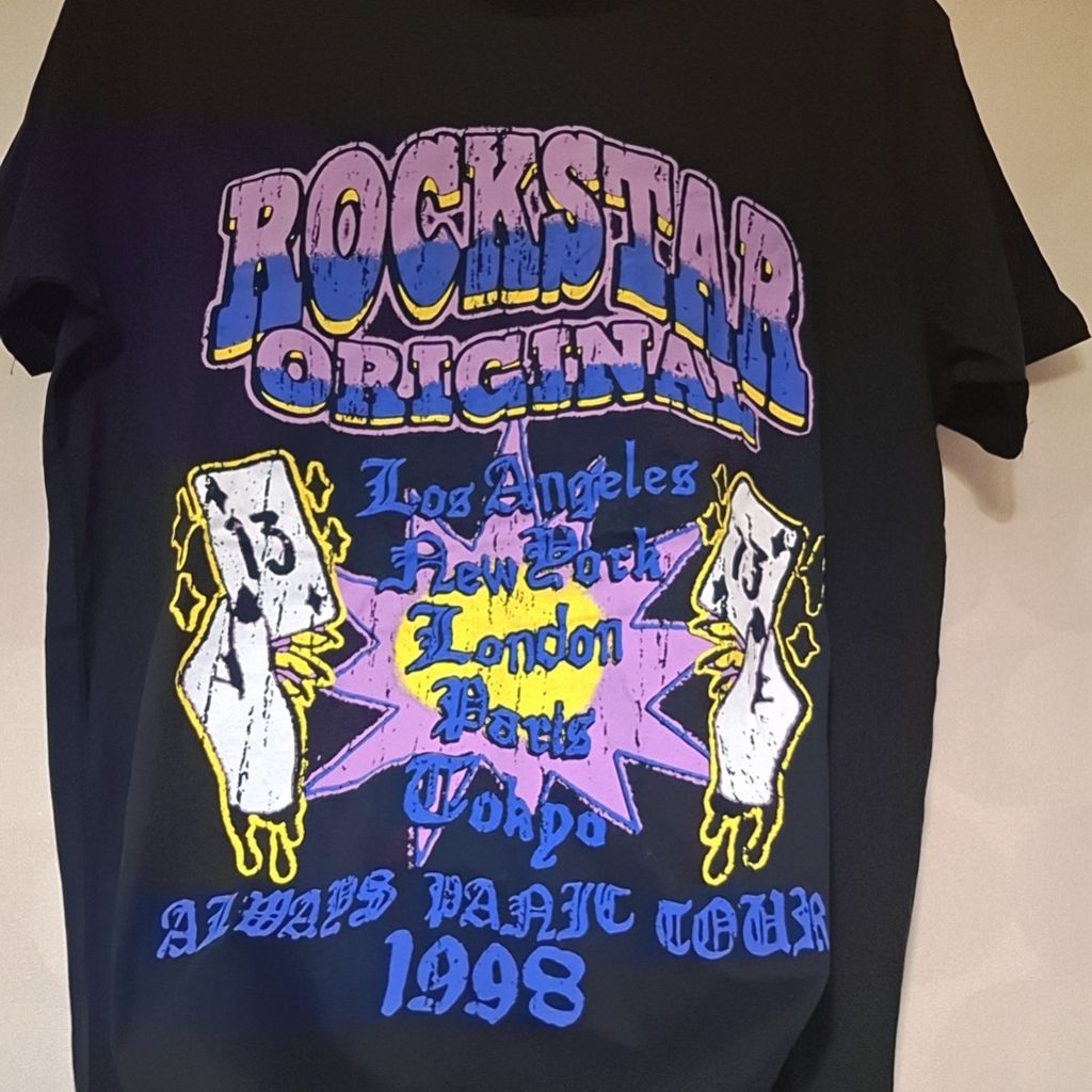 فروش اینترنتی تیشرت زنانه راک استار اورجینال
