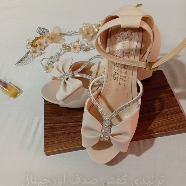 کفش مجلسی زنانه و دخترانه نگین خارجی