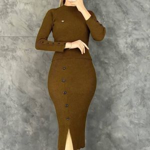 قیمت ارزان بلوز دامن آستین دکمه