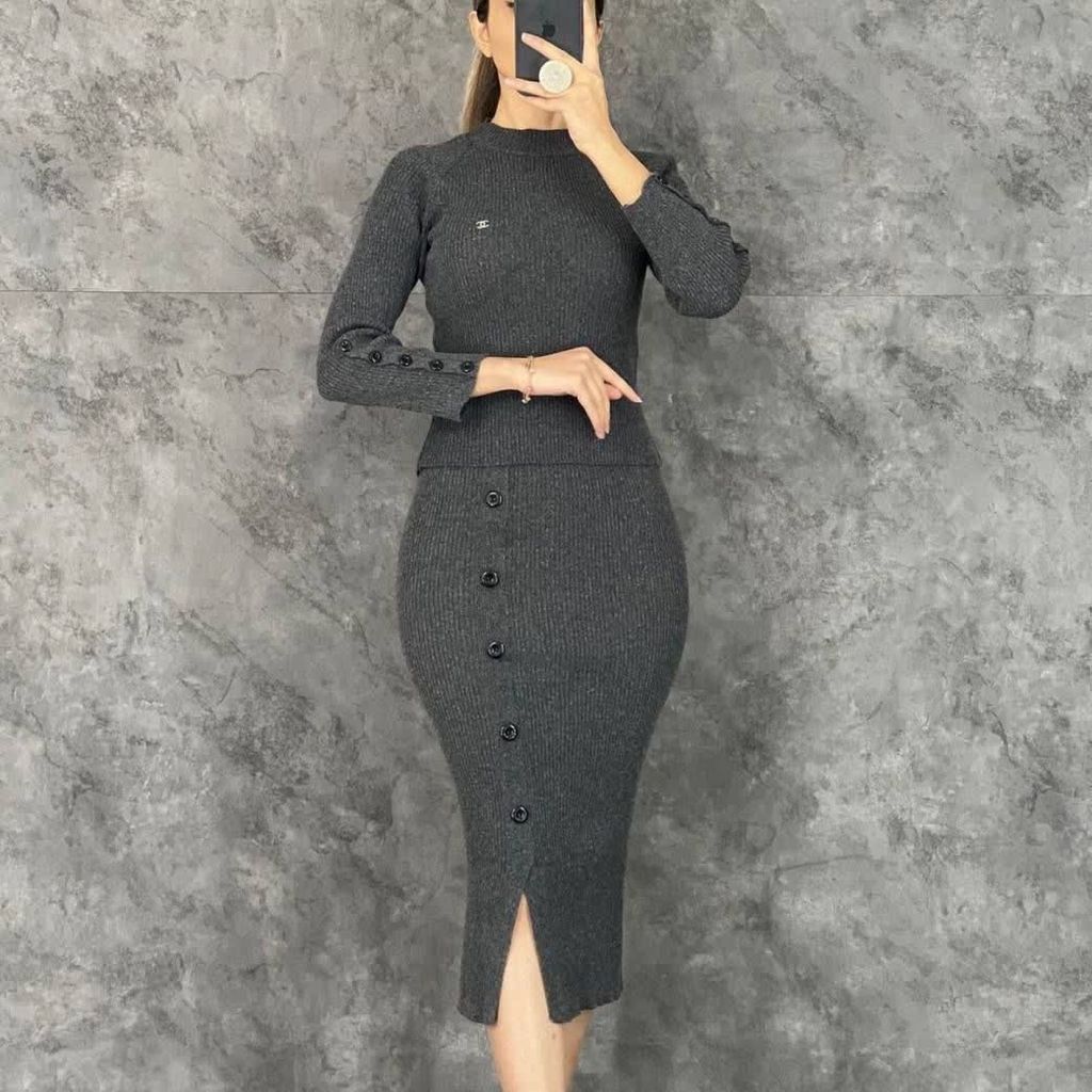 قیمت بلوز دامن آستین دکمه