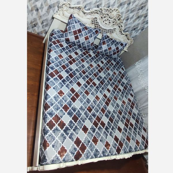 نیم ست روتختی دونفره  دورتادور کشدوزی شده لوزی