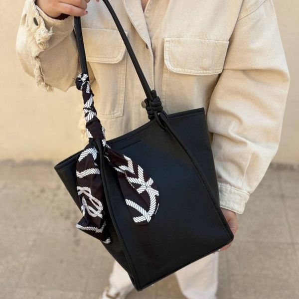 کیف دوشی زنانه و دخترانه مدل آچین پروانه