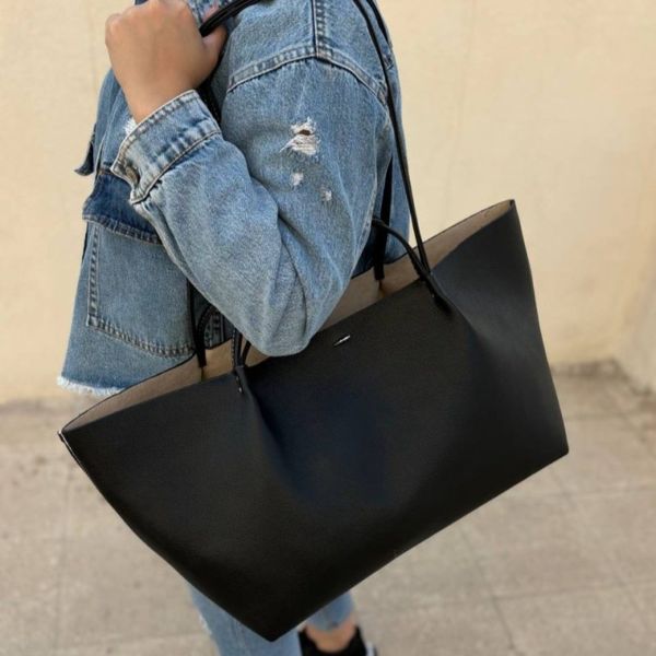 کیف دوشی زنانه و دخترانه جادار مدل پالی پروانه