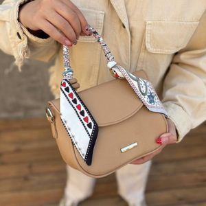 مشخصات کیف اسپرت زنانه و دخترانه مدل میرال پروانه