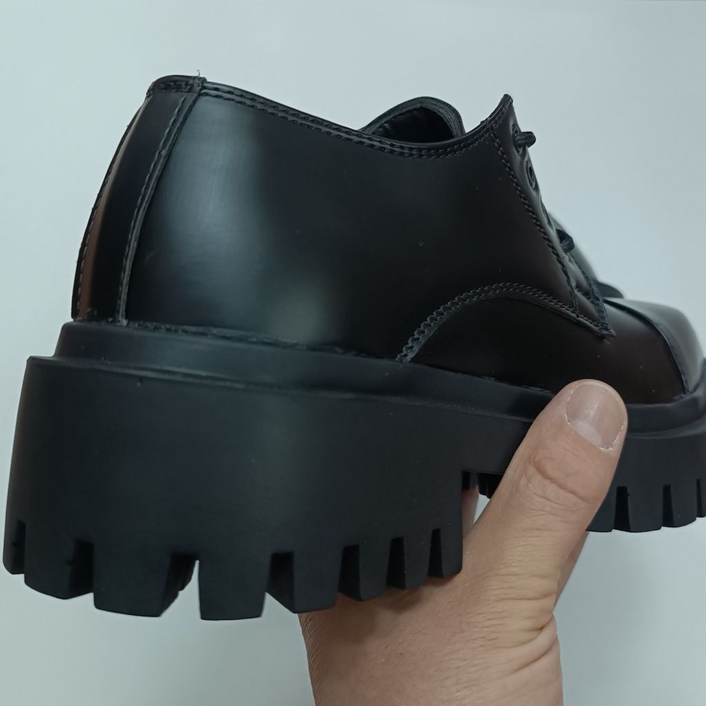 خرید اینترنتی کتونی کالج مردانه لوفر برت پنجه مربع ورنی مات کیفیت بالا