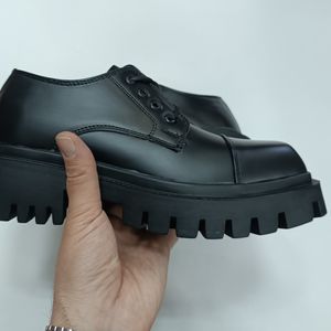 خرید انلاین کتونی کالج مردانه لوفر برت پنجه مربع ورنی مات کیفیت بالا