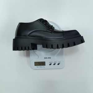 خرید انلاین کتونی کالج مردانه لوفر پنجه مربع ورنی مات کیفیت بالا