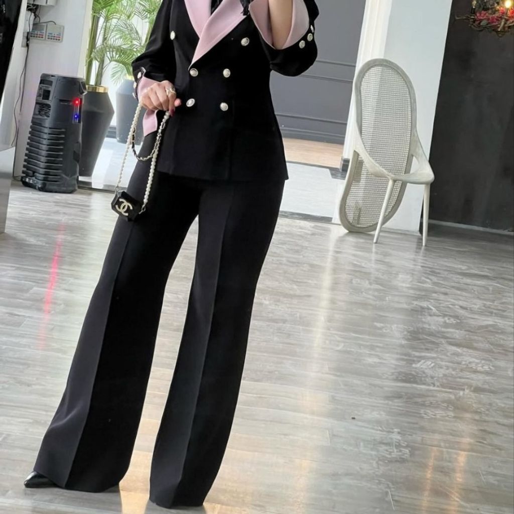 خرید اینترنتی کت و شلوار زنانه بلک پینکی