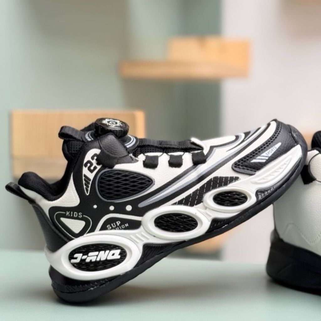 خرید اینترنتی کتونی بچگانه طرح جلو نایک new برند Kids کد 4061801