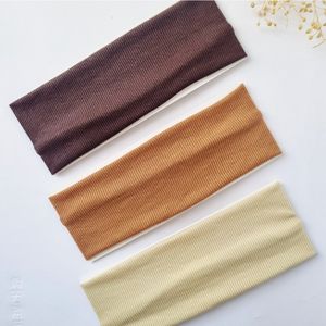 خرید انلاین هدبند زنانه تریکو کبریتی کشی – مناسب استایل اسپرت و روزمره