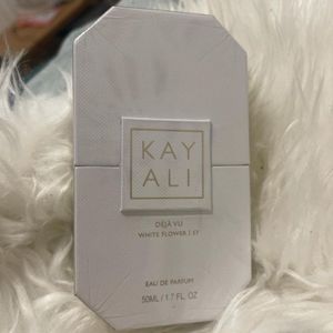 فروش اینترنتی تستر اروپایی عطر ادکلن کایالی دجا وو وایت فلاور 57 | Kayali Déjà Vu White