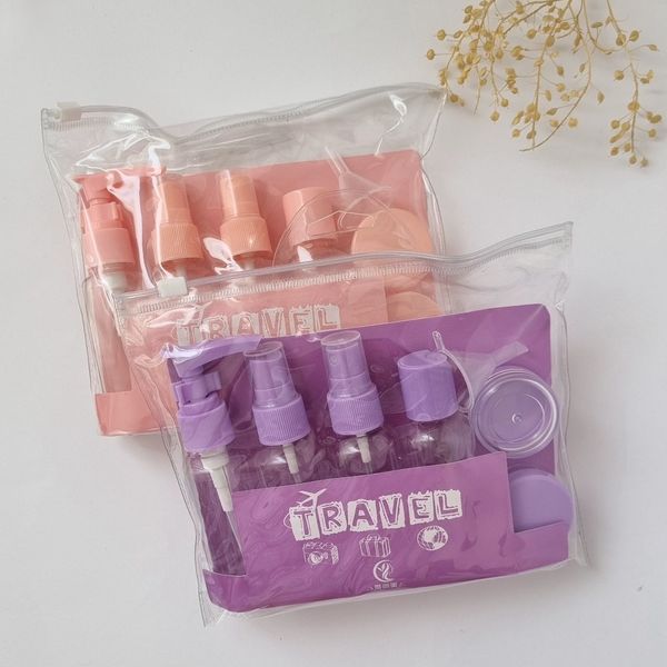 ست آرایشی و بهداشتی مسافرتی 8 تکه مارک تراول