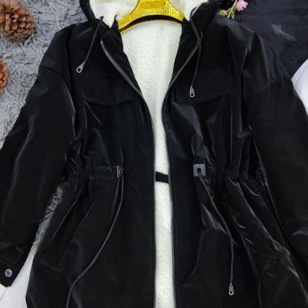 کاپشن ماه بانو