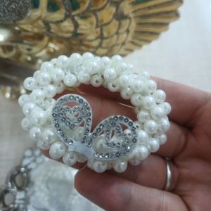 فروش اینترنتی کش مو مرواریدی نگین دار