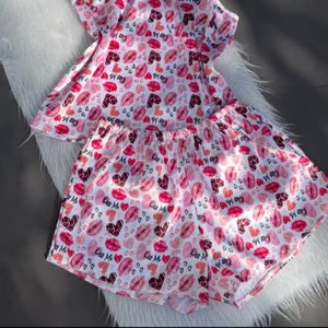 تاپ و شلوارک ساتن ماتیکی