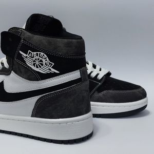 خرید انلاین کتونی نایک جردن وان ساقدار طرح جدید لی