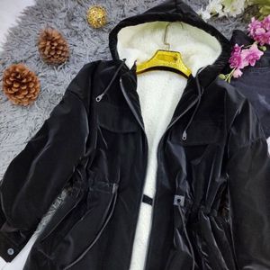 مشخصات کاپشن زنانه طرح ماه بانو