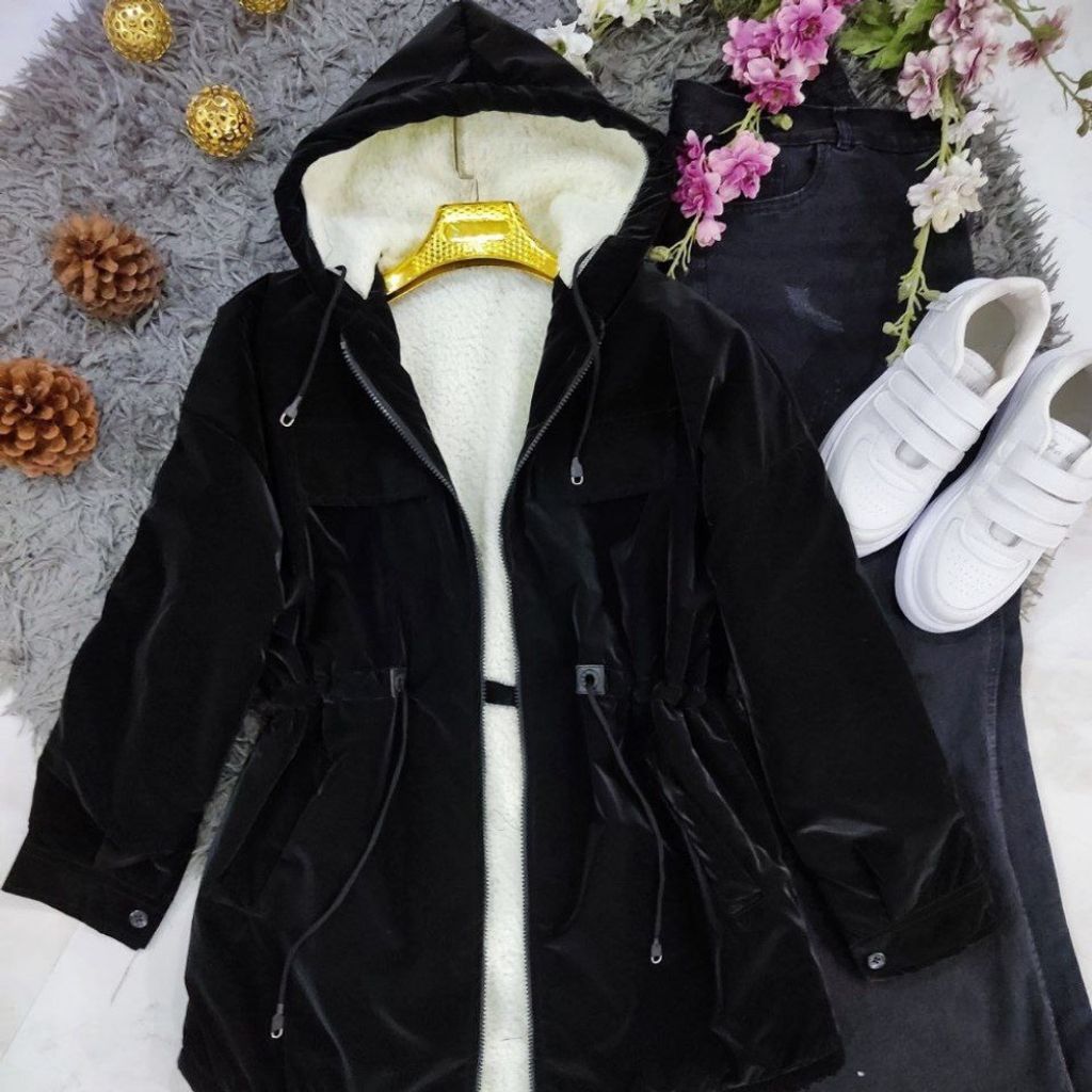 مشخصات کاپشن زنانه طرح ماه بانو