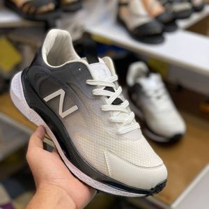 فروش اینترنتی کفش نیوبالانس مردانه رانر سفید طوسی