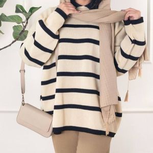 بافت پینترستی زنانه خط درشت