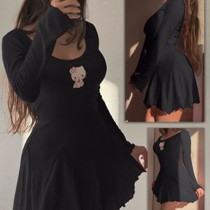 مشخصات پیراهن عروسکی کیتی