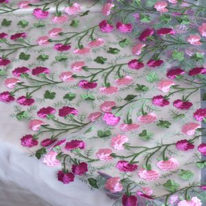 خرید اینترنتی قیمت پارچه تور گل‌دوزی