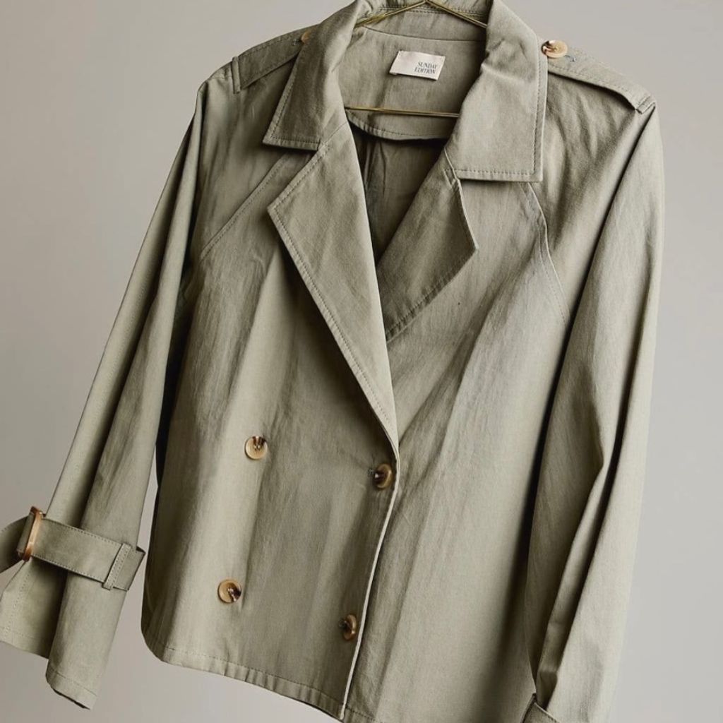 فروش اینترنتی ترنج کت‌کوتاه کتان زنانه