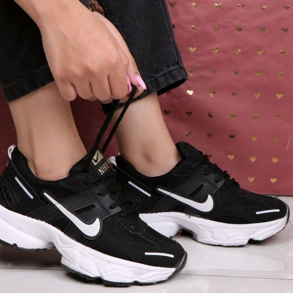 قیمت کتونی نایک پاندا