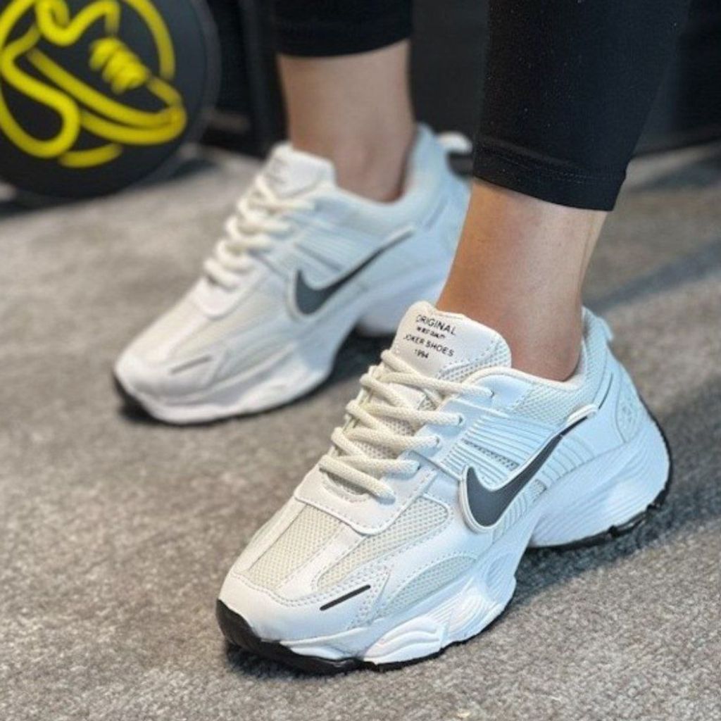 خرید انلاین کتونی نایک پاندا